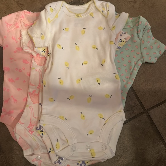 Carters Newborn baby onesies(5), free book or Aden and Anais blanket w/purchase - Picture 9 of 9